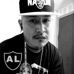 Meet your Posher, Derrick